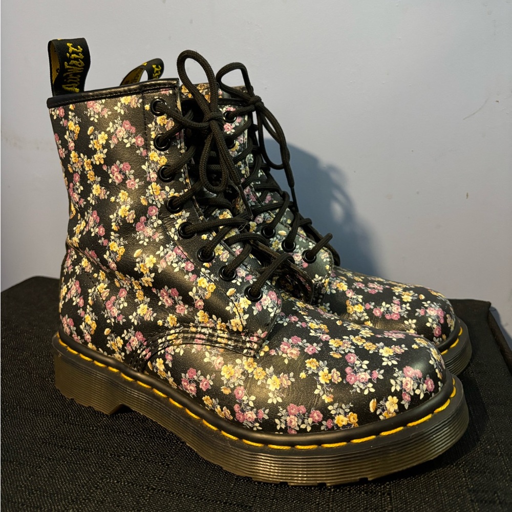 Dr. Martens 1460 Floral Boots Women's Size 6